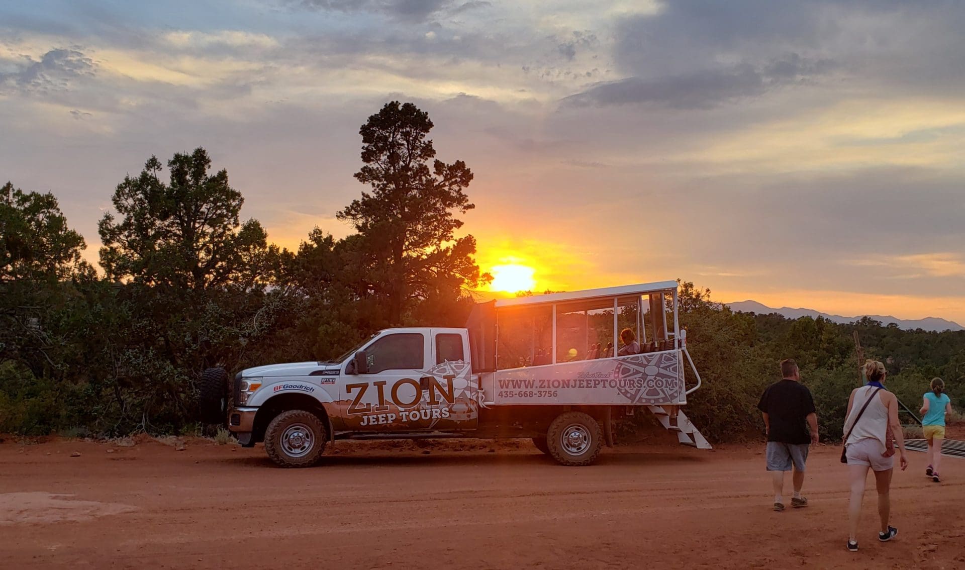 Best Things to Do at Night Near Zion National Park